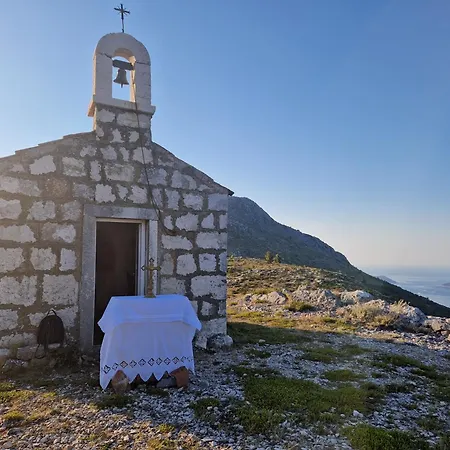 Amber's Place: Cosy House With Pool And Sea Views *