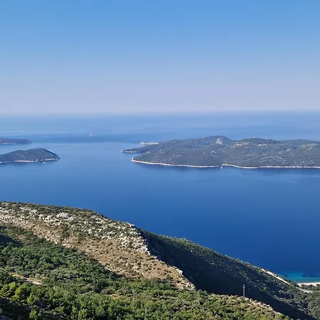 Amber's Place: Cosy House With Pool And Sea Views * Dubravica