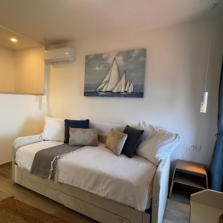Amber Cosy House With Pool And Sea Views *