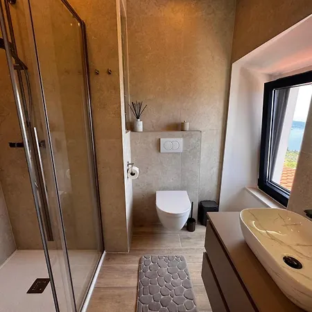 Amber Cosy House With Pool And Sea Views Dubravica (Dubrovnik)