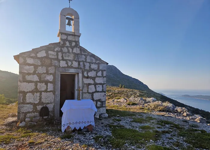 Amber's Place: Cosy House With Pool And Sea Views *