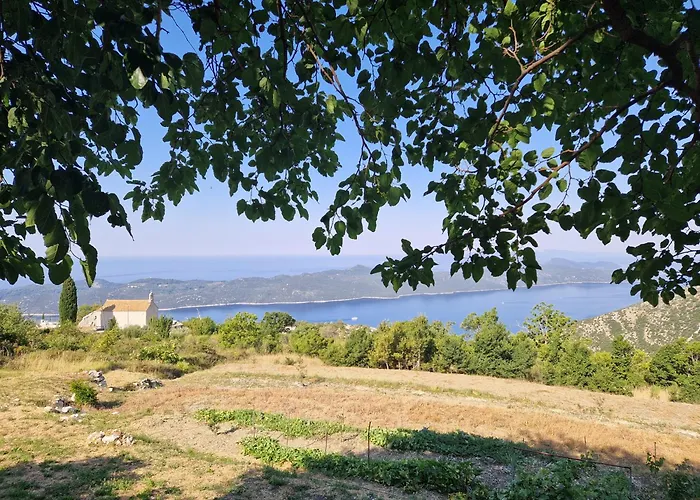 Amber's Place: Cosy House With Pool And Sea Views Ferienhaus *