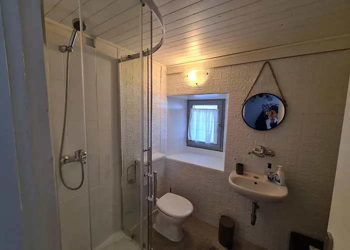 Amber's Place: Cosy House With Pool And Sea Views Ferienhaus *