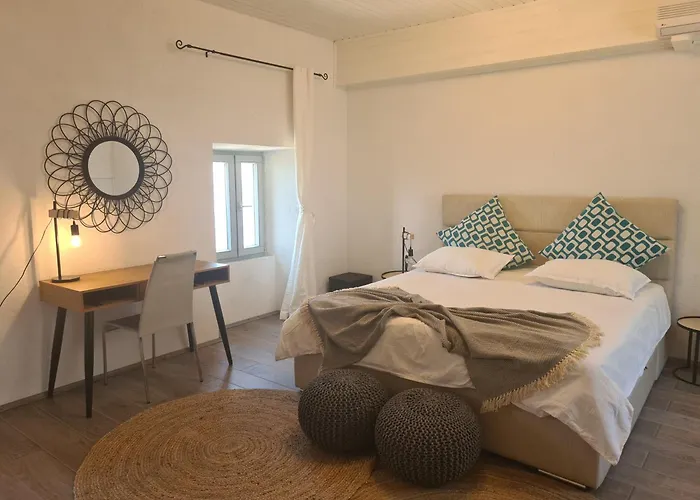 Ferienhaus Amber's Place: Cosy House With Pool And Sea Views