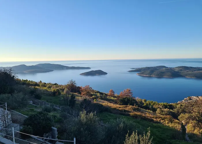 Ferienhaus Amber's Place: Cosy House With Pool And Sea Views *